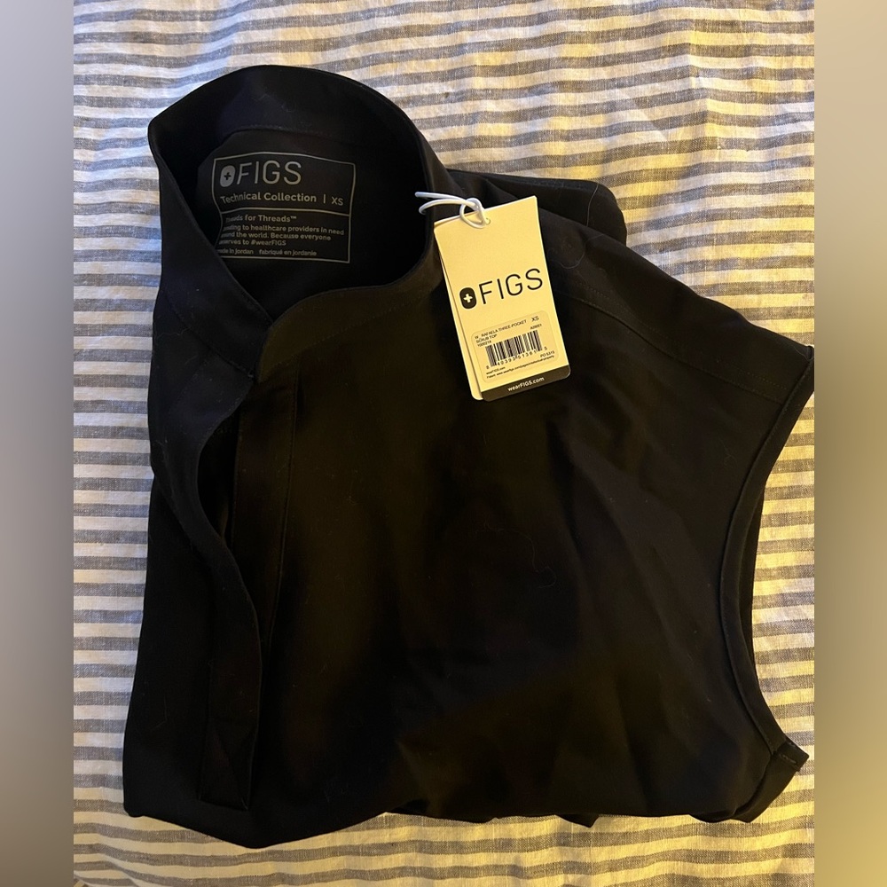 FIGS Rafaela Oversized Scrub Top Black XS